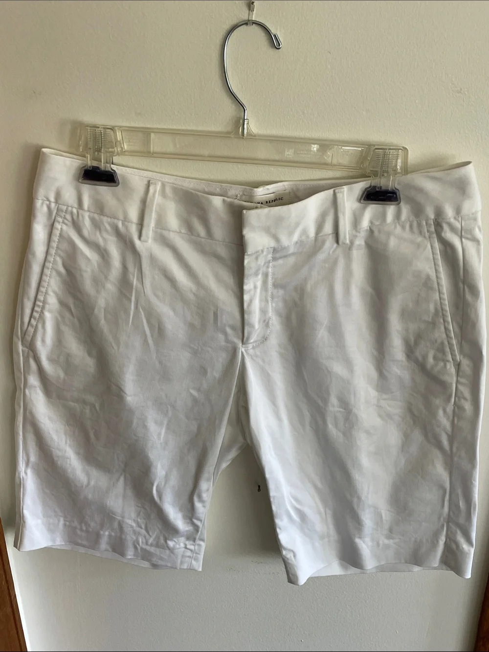 BANANA REPUBLIC Martin Fit White Bermuda Shorts with Back Flap Pockets 8
